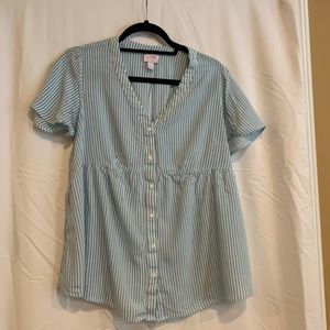 Isabel Maternity Short Sleeve V-neck Button-Front Woven Maternity Shirt - Large